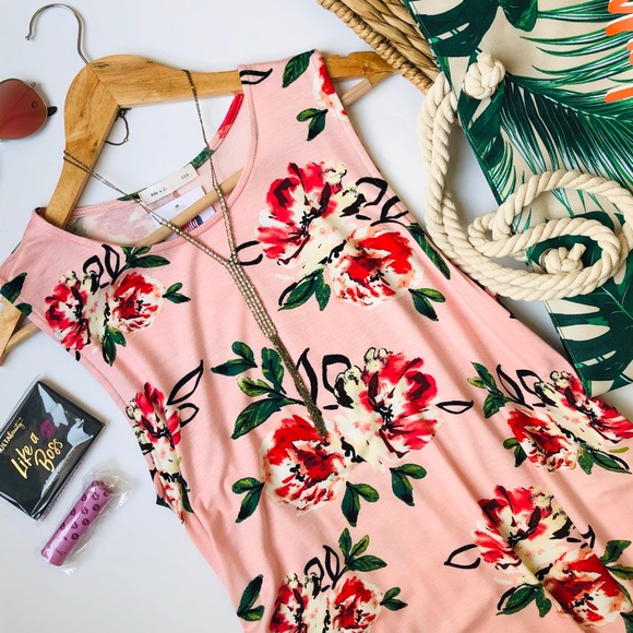 BUY 1, GET 1 FREE! floral print dress w/ pockets - Picture 2 of 6